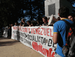 President Chavez Meets with a Delegation of the Spanish Students' Union, Hands Off Venezuela and El Militante (Spain) in Madrid