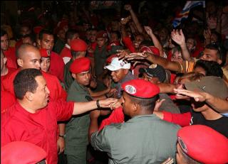 President Chávez greeted anti-coup demonstrators